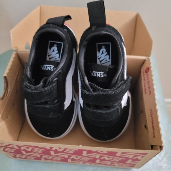 vans baby shoe